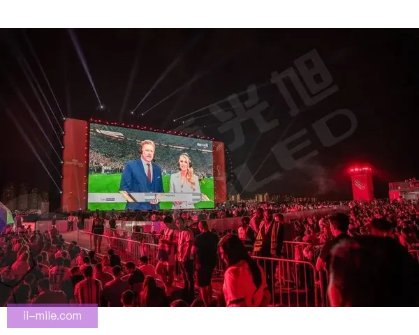 世界杯官方 APP 下载量突破五亿用户引发全球球迷狂欢热潮